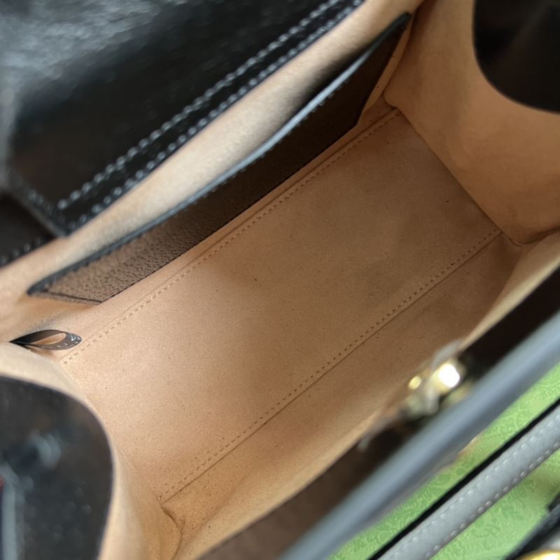 Gvc*1 tote bags